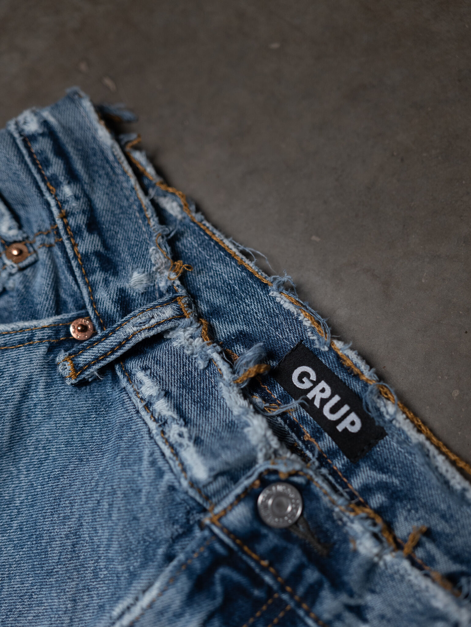 levi's 550 altered wide leg jean circa early 90s Image 4