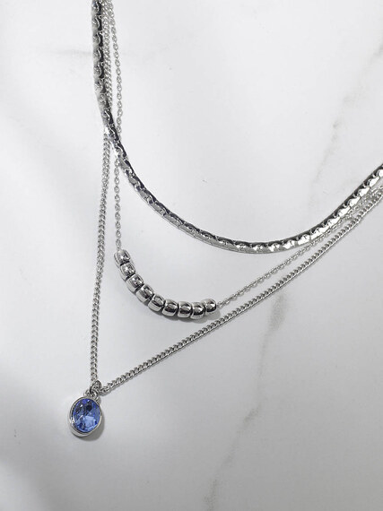 3 layer necklace with blue gem Image 2