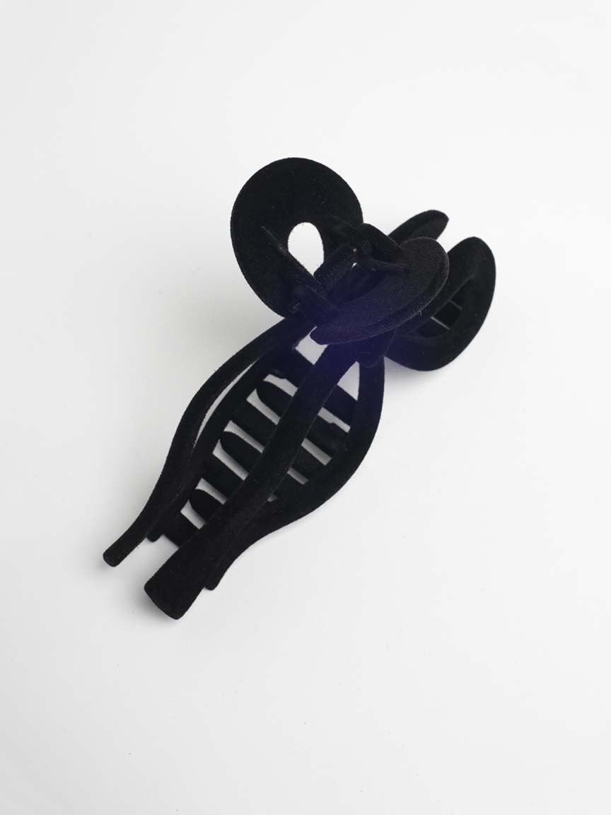 velvet bow hair clip Image 2