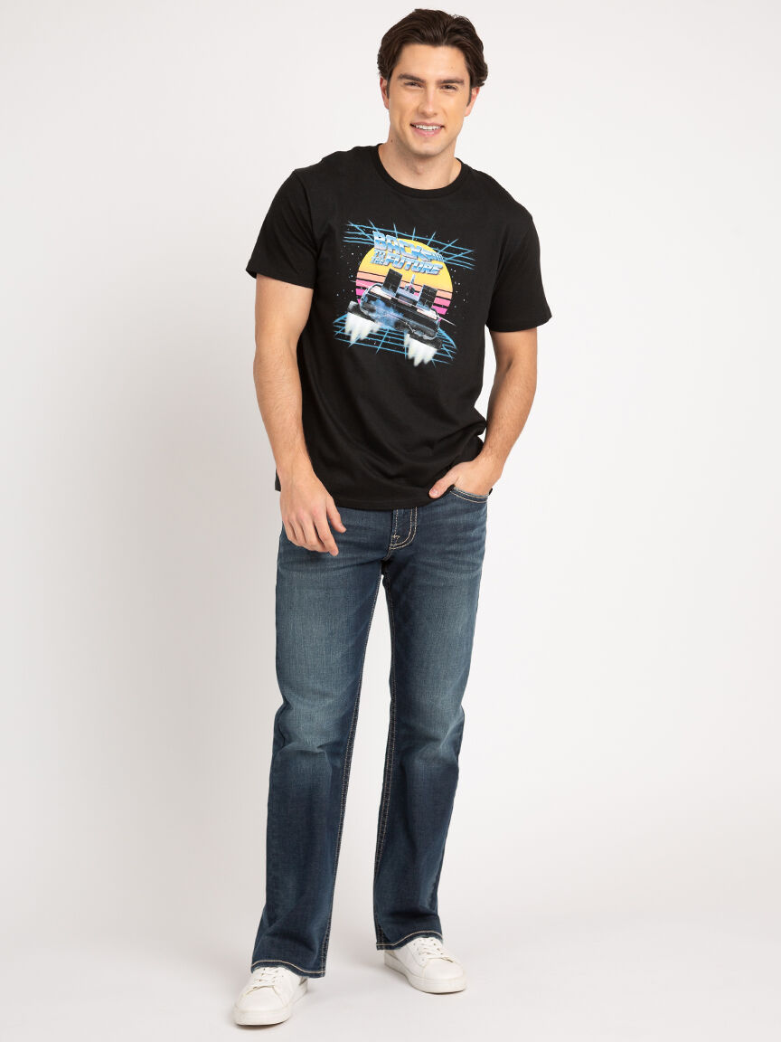 graphic t-shirt Image 3