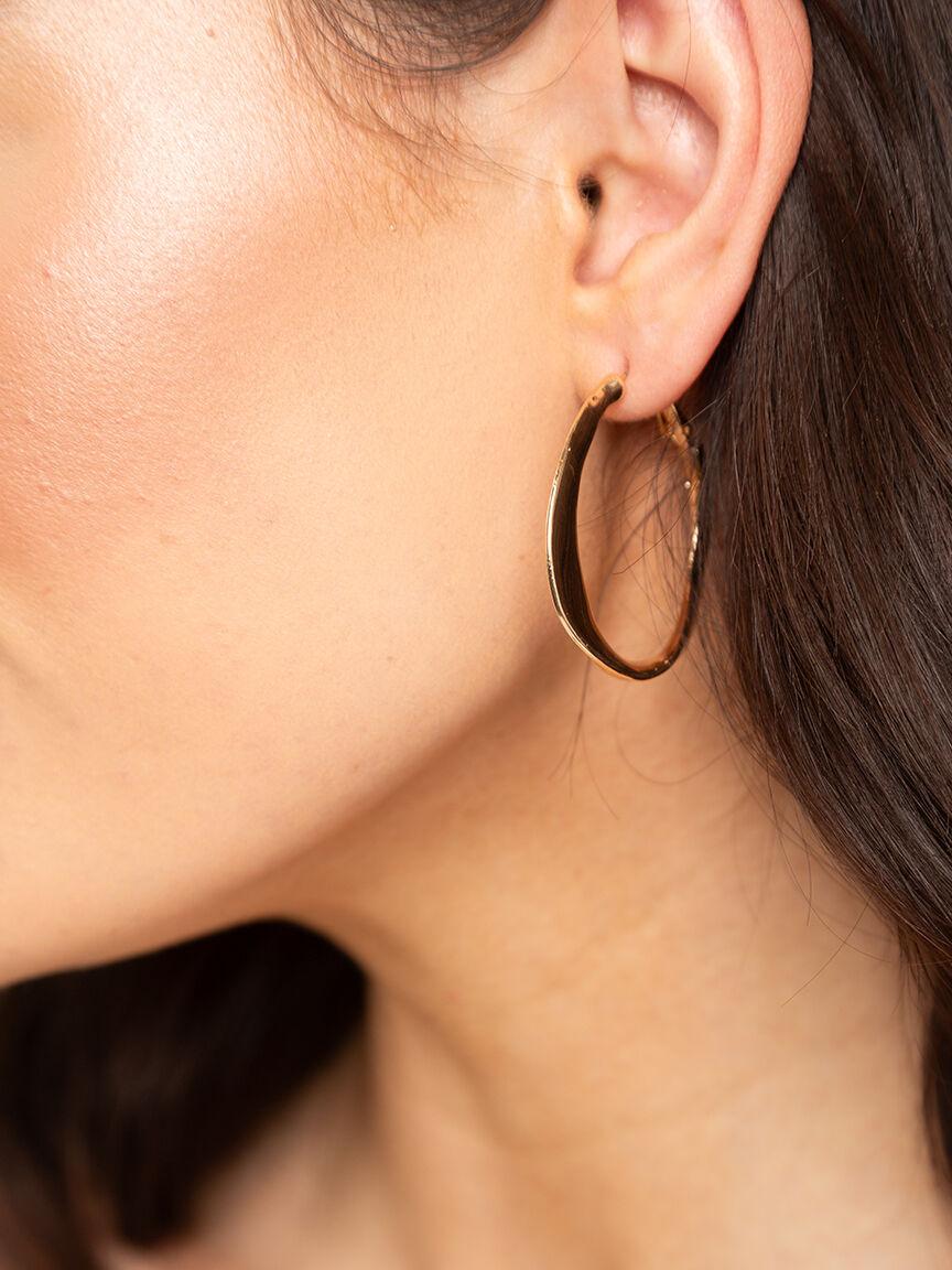 large gold hoop earrings Image 4