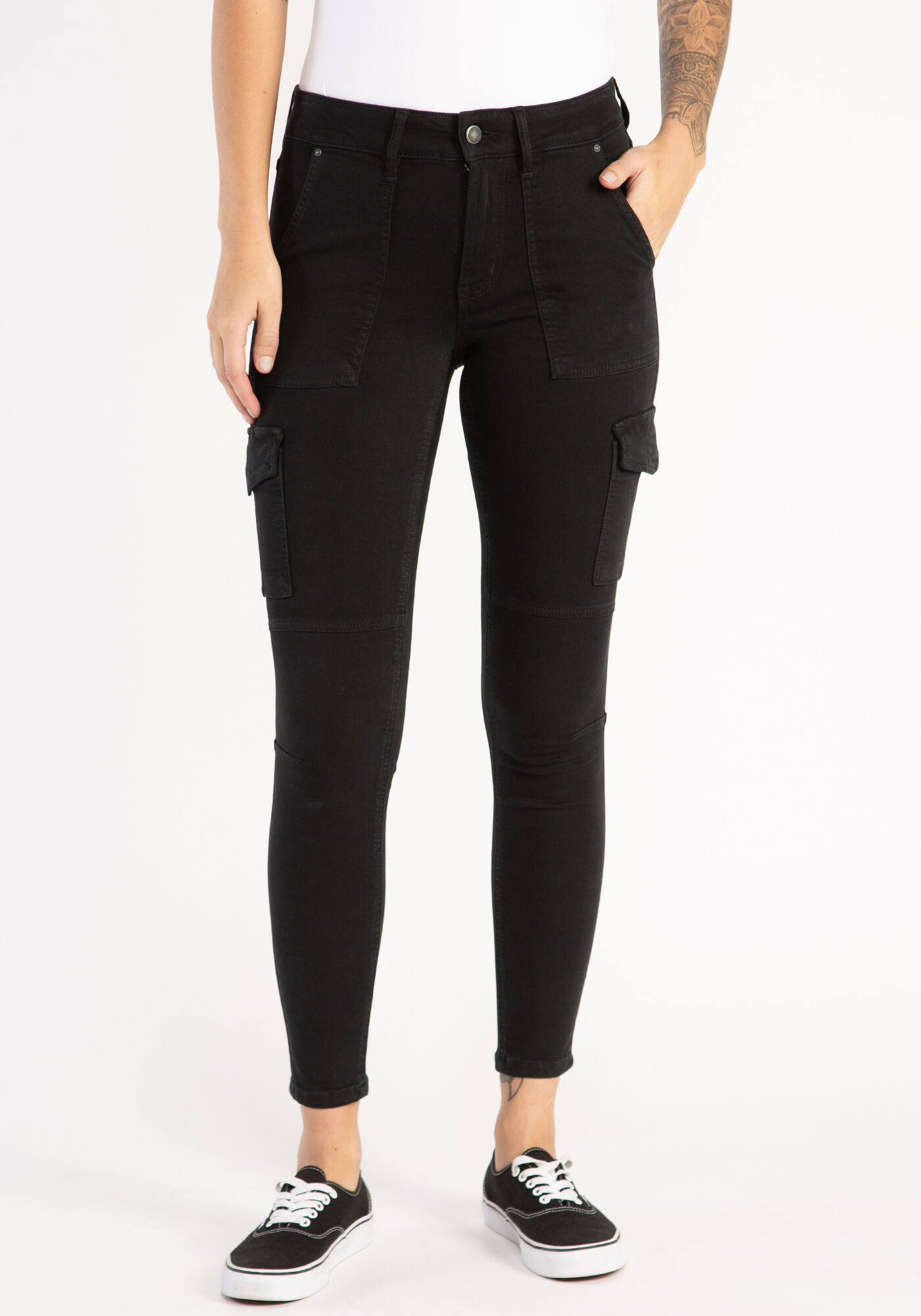 high rise skinny coloured cargo Image 4