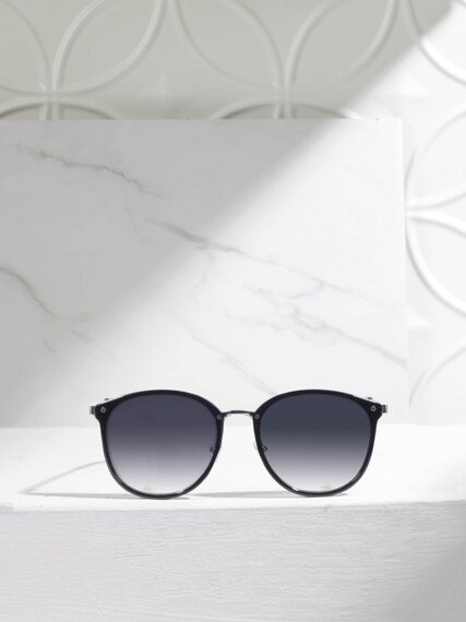 black round frame sunglasses Image 1