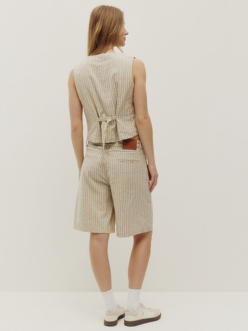 gwen adjustable vest