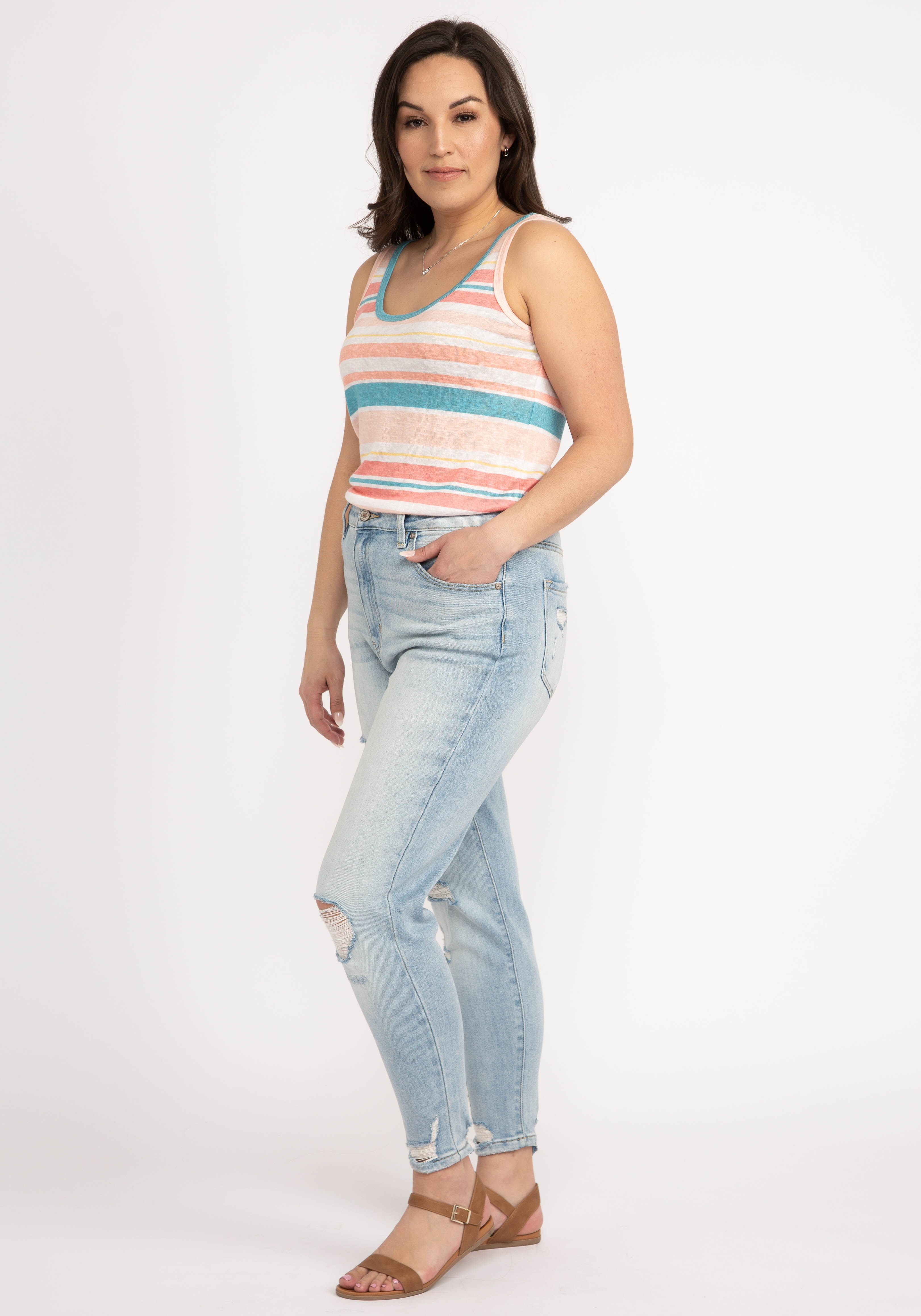 ari double scoop tank top Image 1