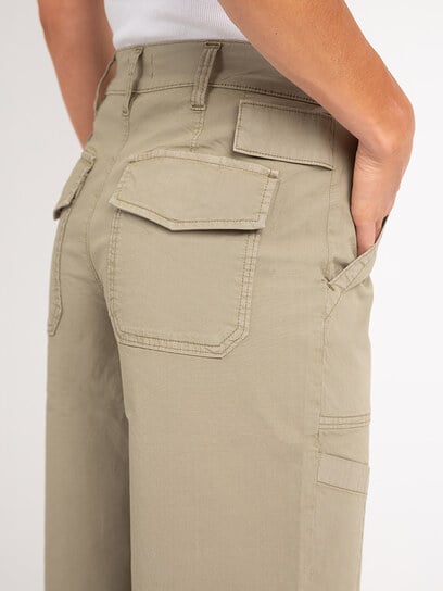 buffy high rise utility crop in olive buffy high rise utility crop in olive