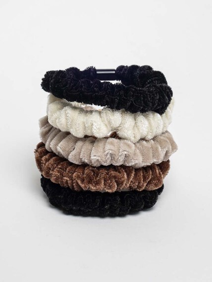 5 pack velvet hair ties 5 pack velvet hair ties Image 2