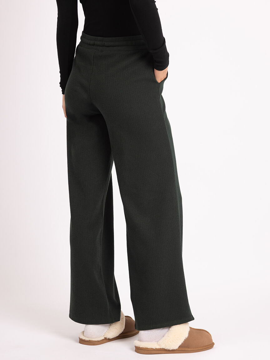 phalyn lounge bottom Image 3