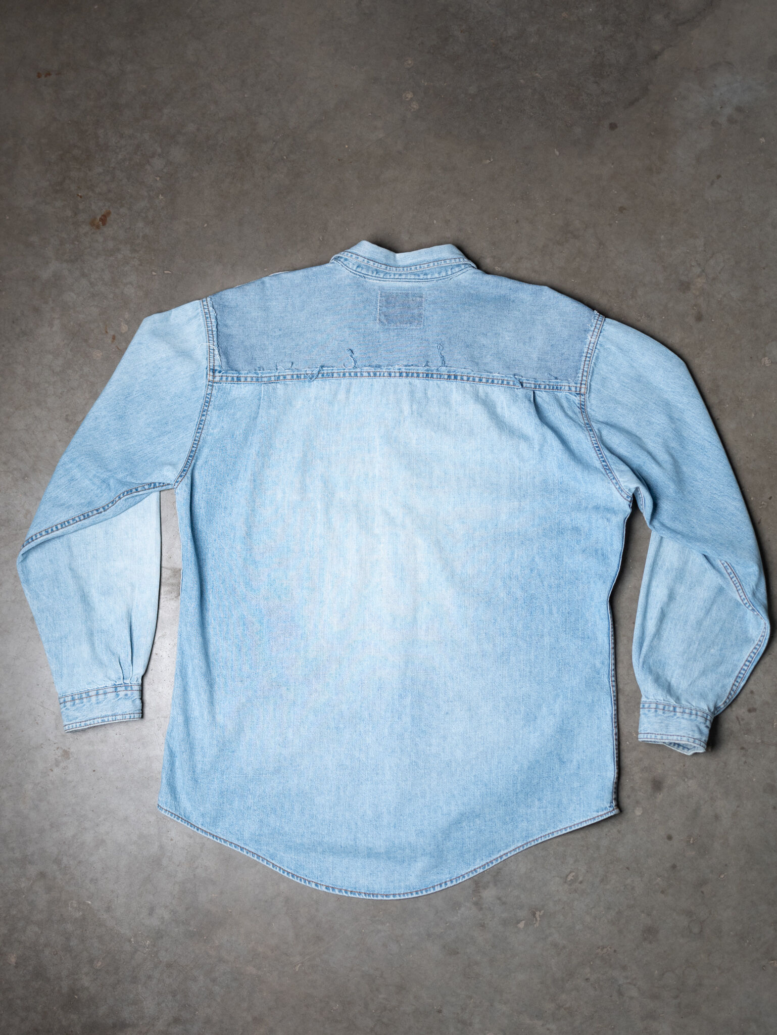 levi's button up orange tab denim shirt Image 2