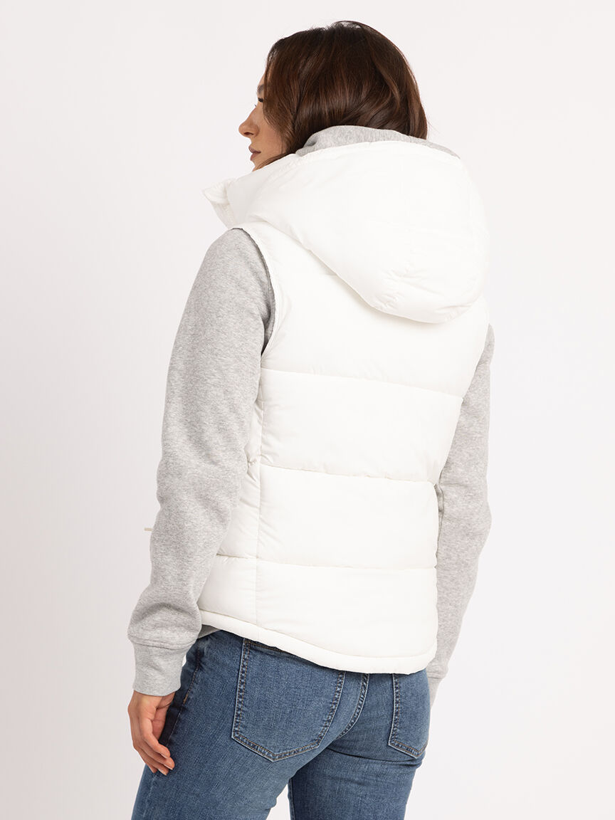 wisp puffer vest Image 3