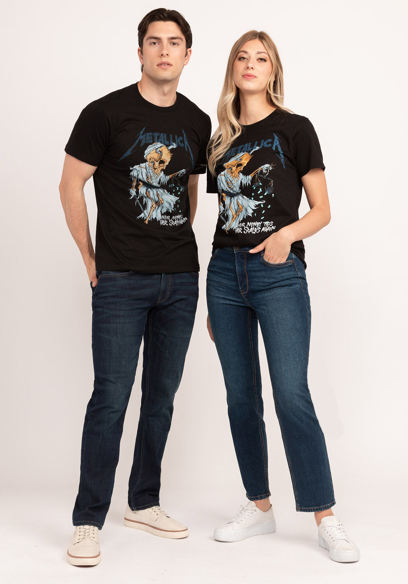 their money tips her scales t-shirt Image 1