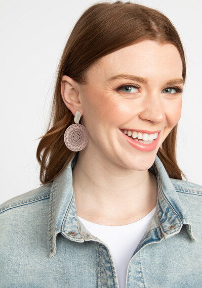 filigree earrings Image 4