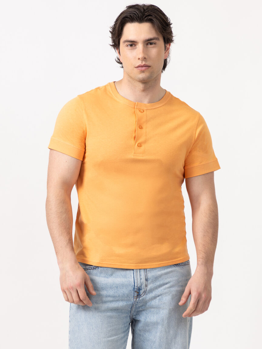 florian henley t-shirt Image 1