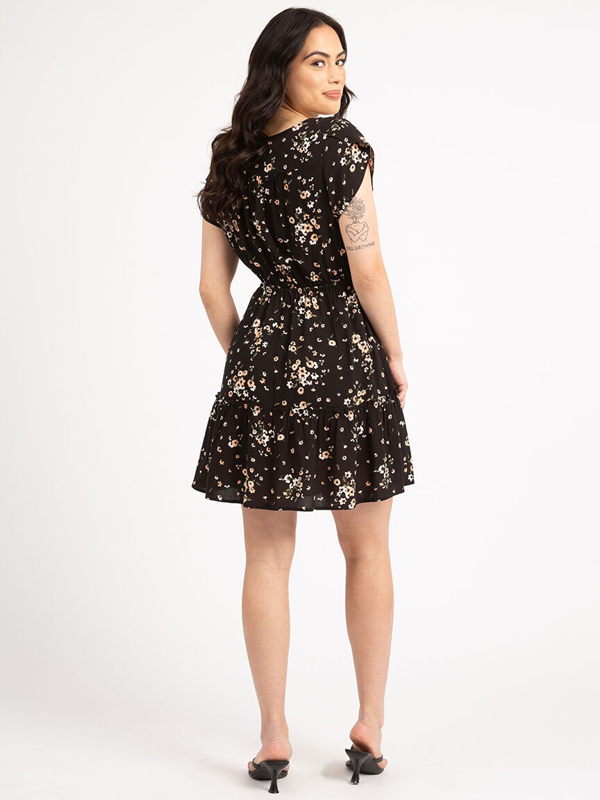 maren tulip sleeve tiered dress Image 4