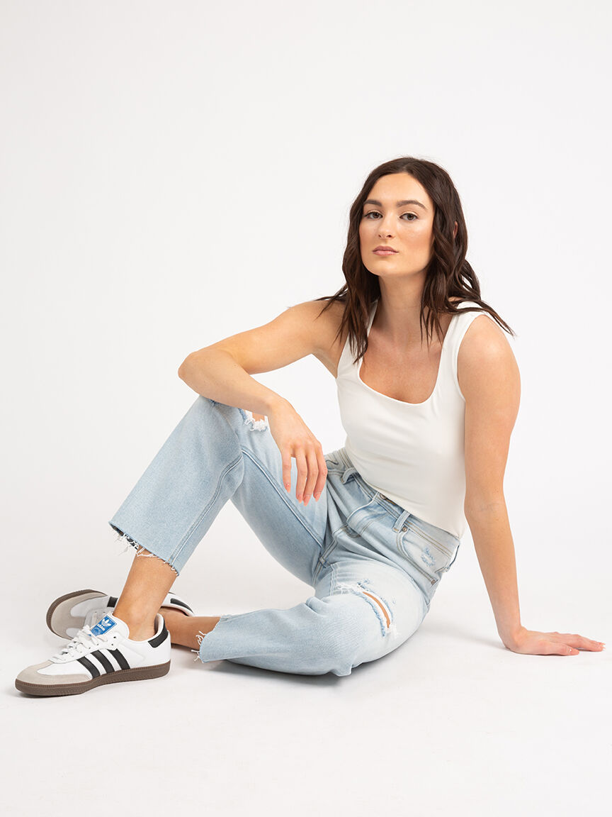 high rise light stone wash slim straight Image 5