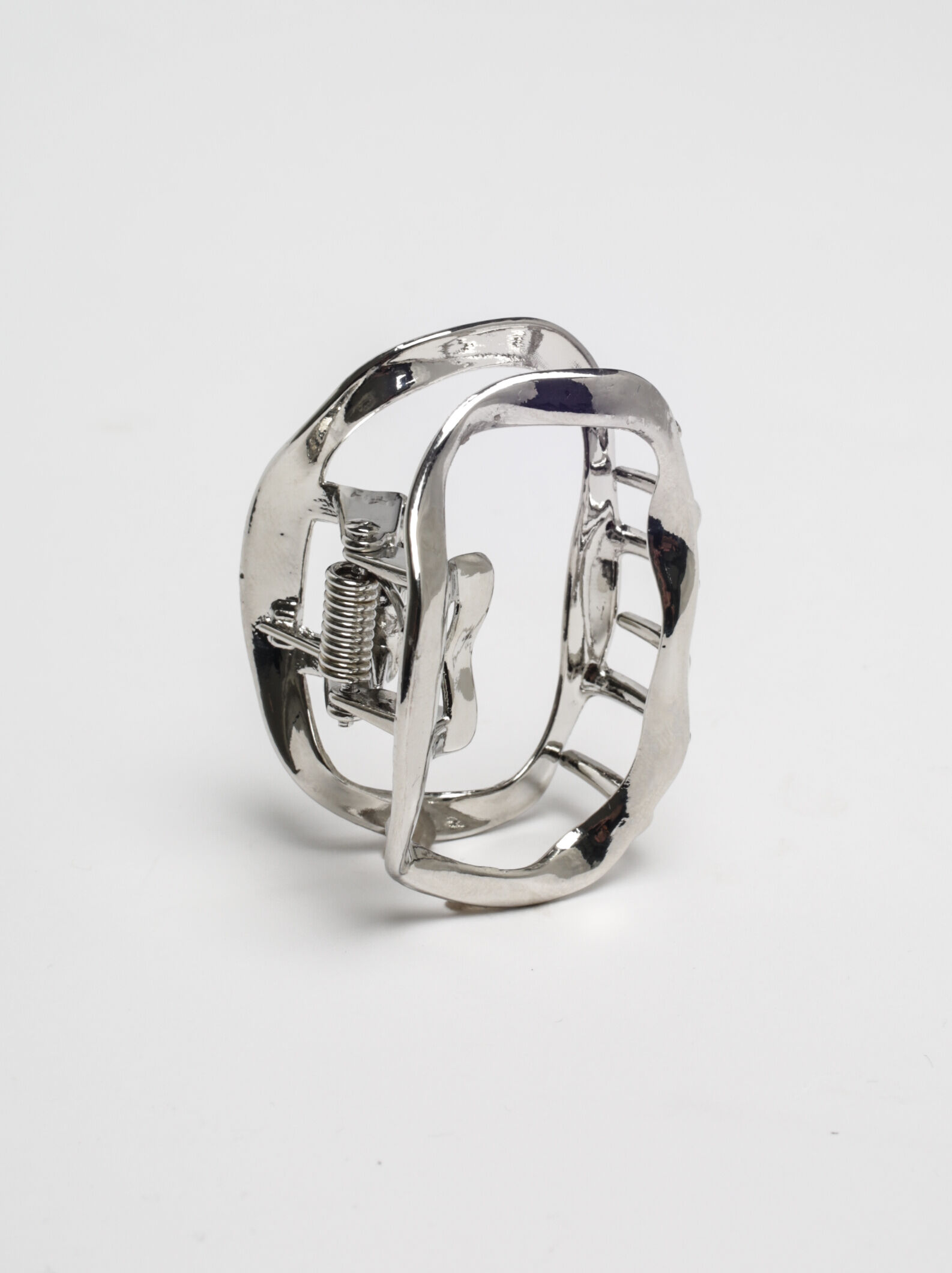 organic shape metal hair clip Image 2