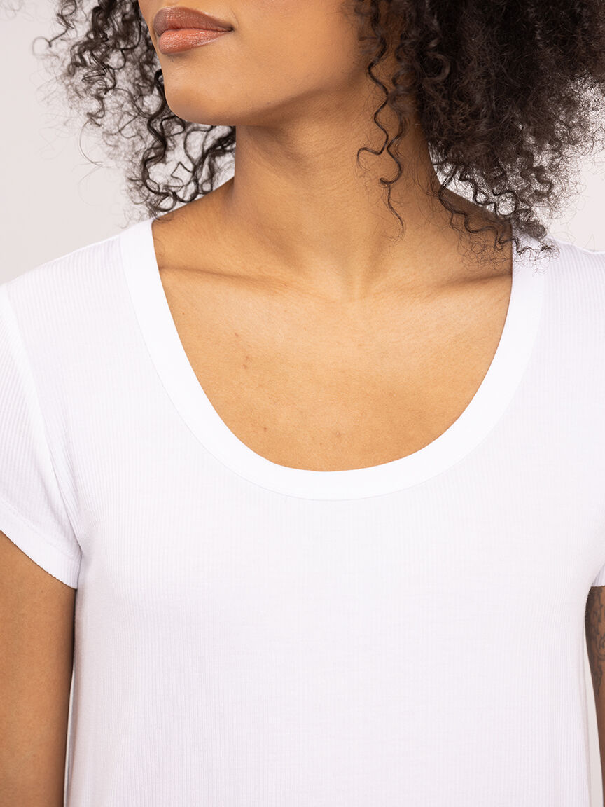 ashlin scoop neck t-shirt Image 4