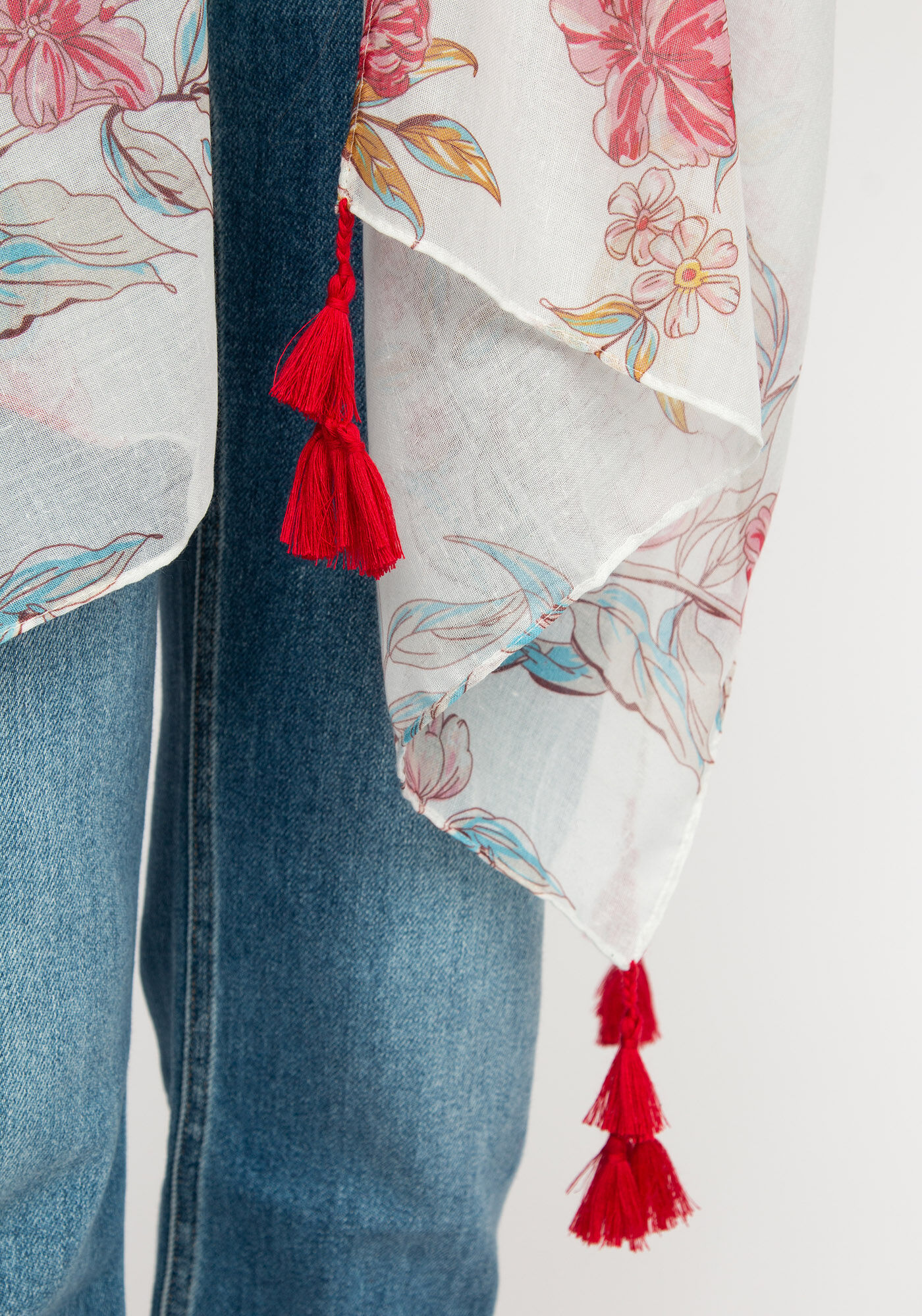 white ground floral print wrap Image 5