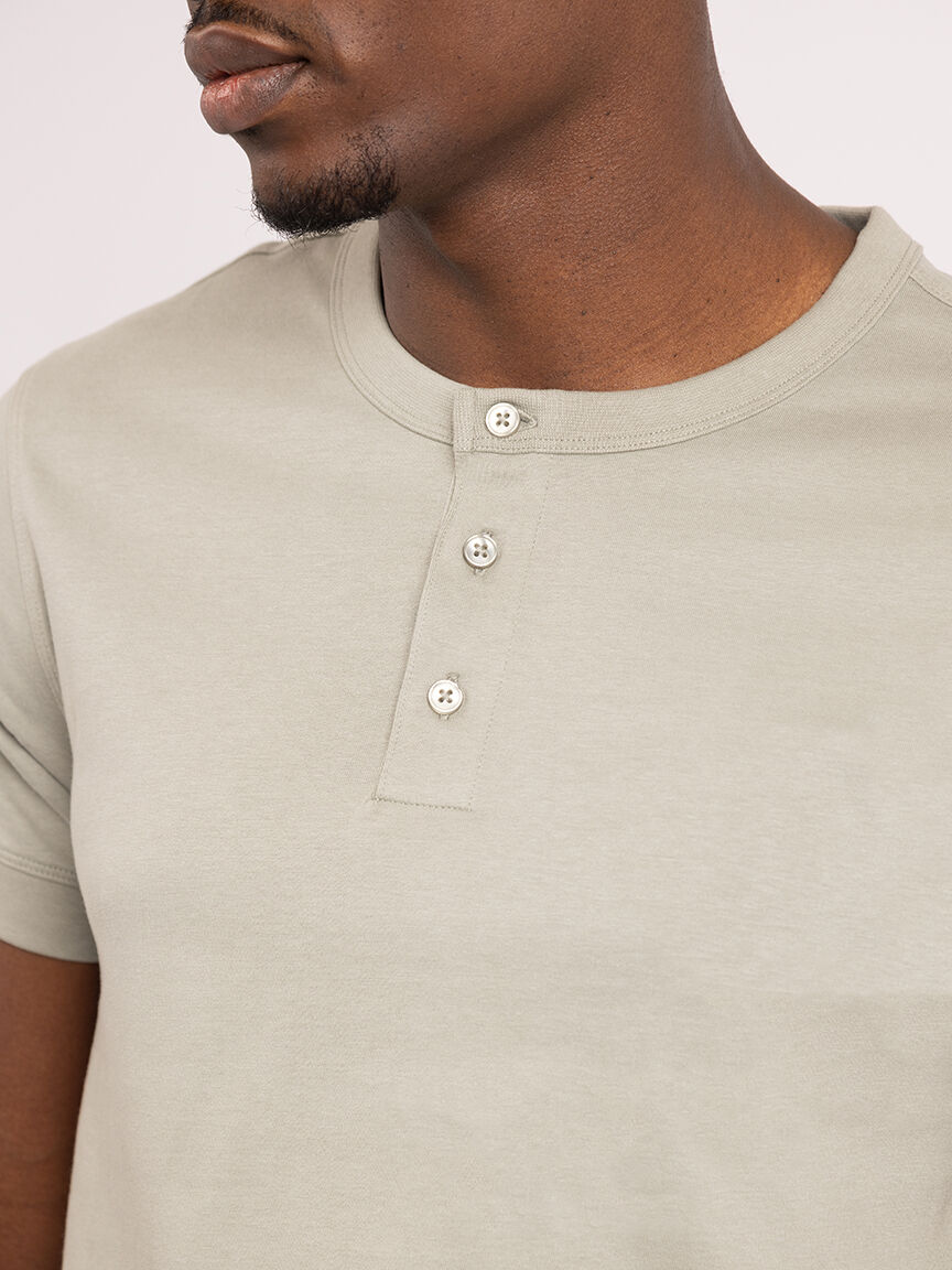 jeremy 3 button henley