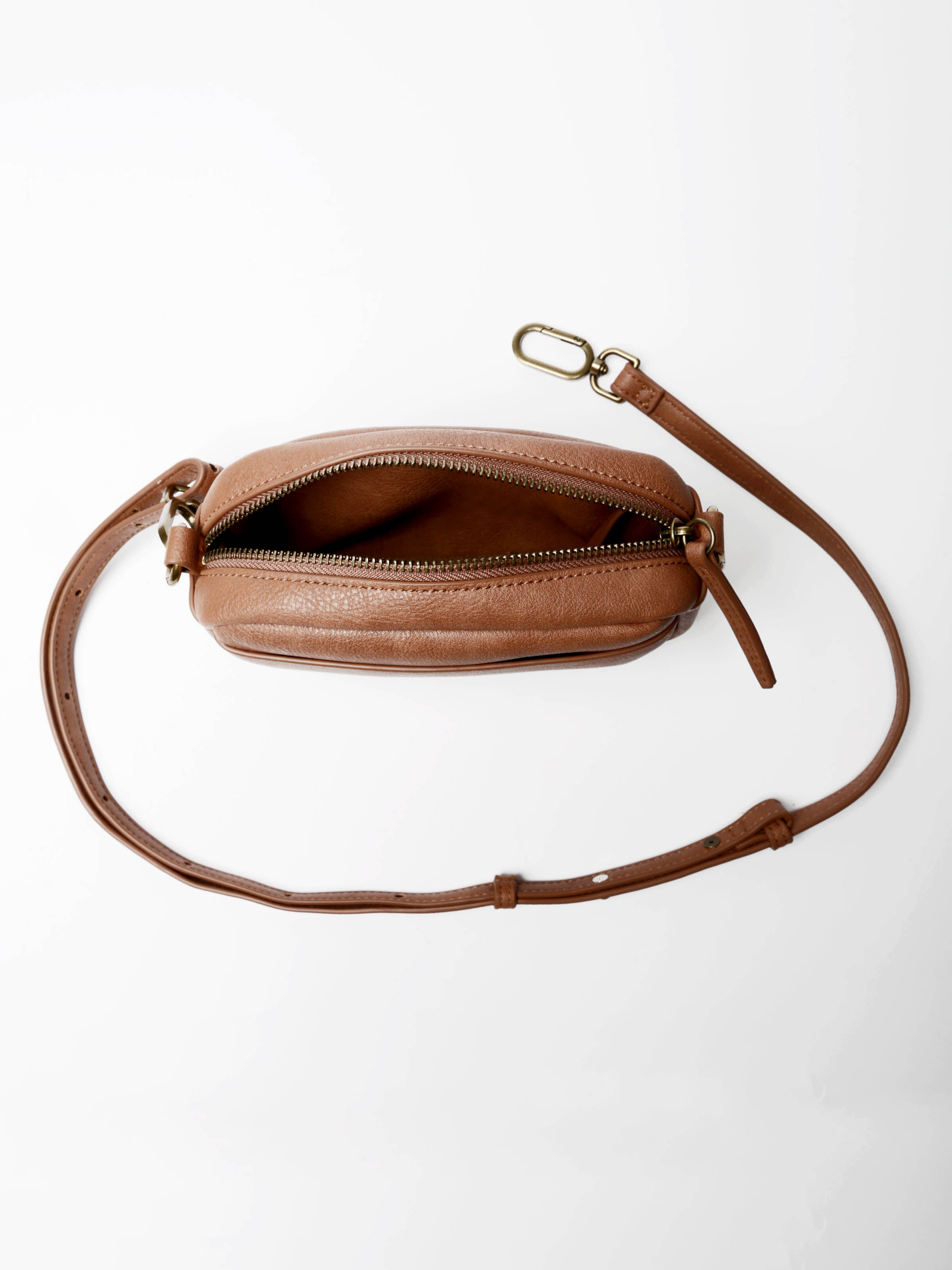 essential faux leather rectangle purse Image 2