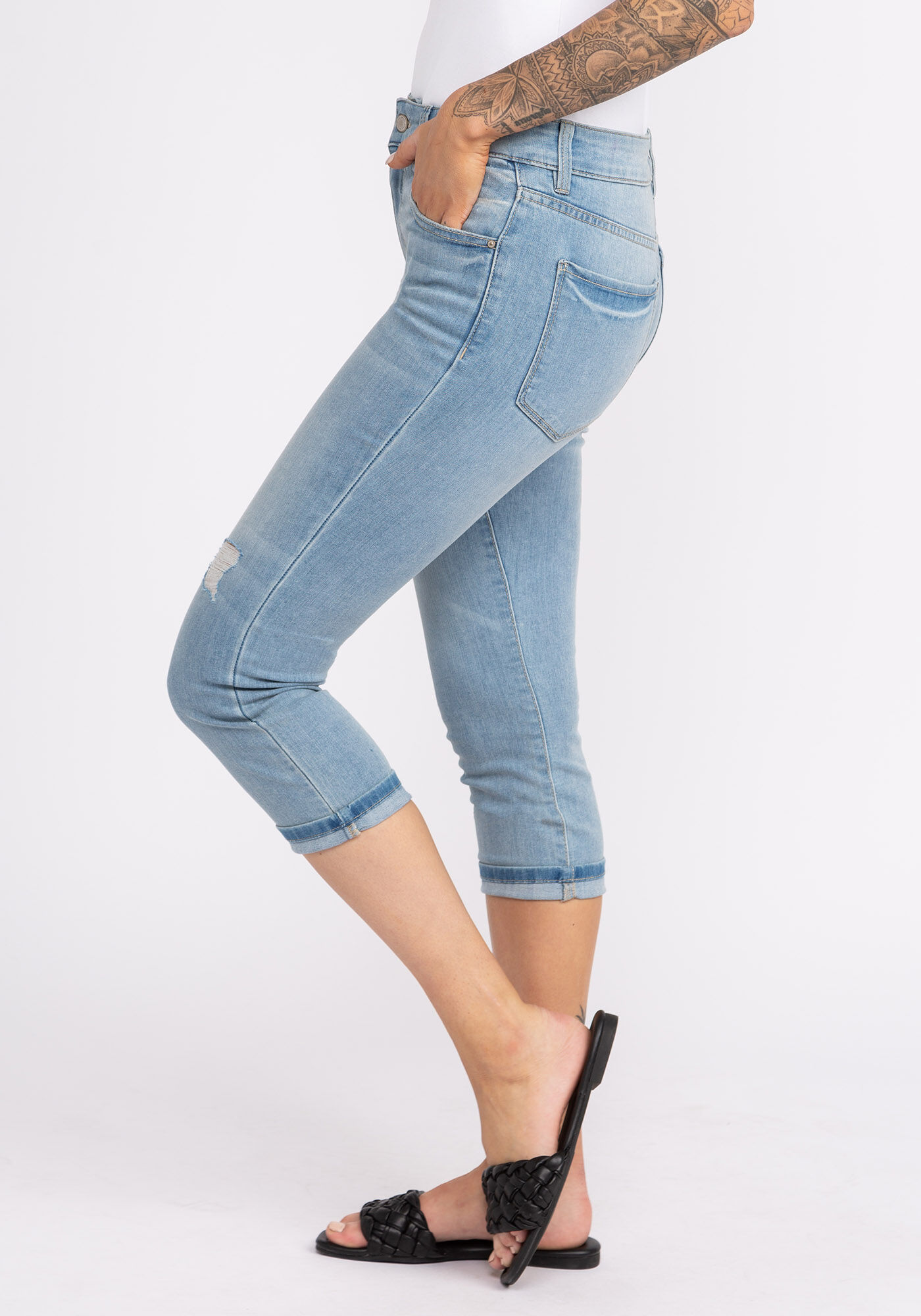 mid rise capris Bootlegger 2000004784