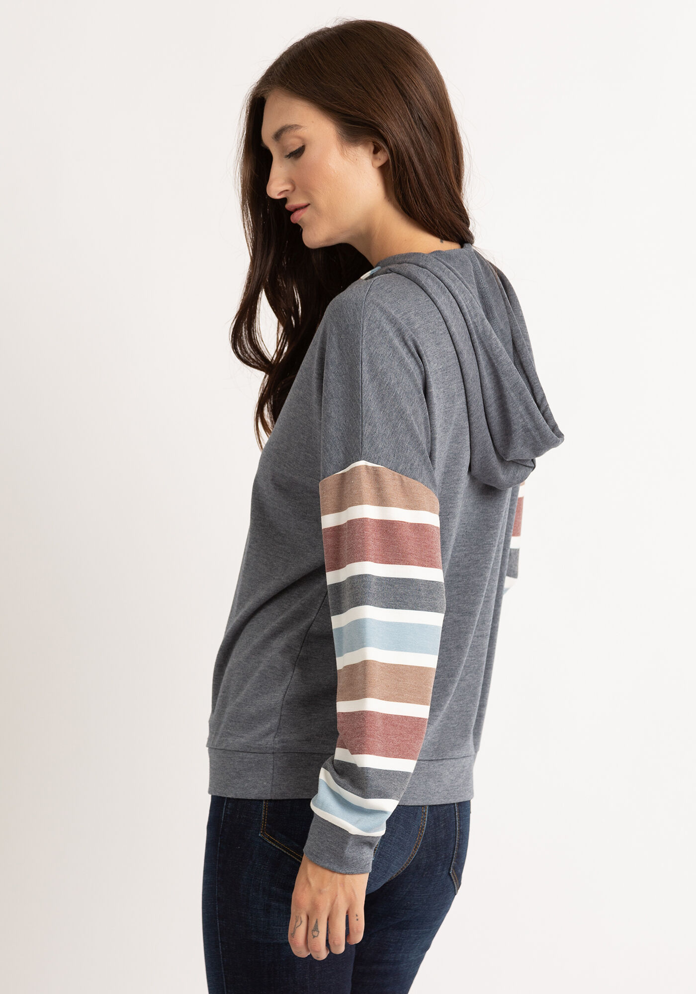 kari hooded long sleeve Image 2