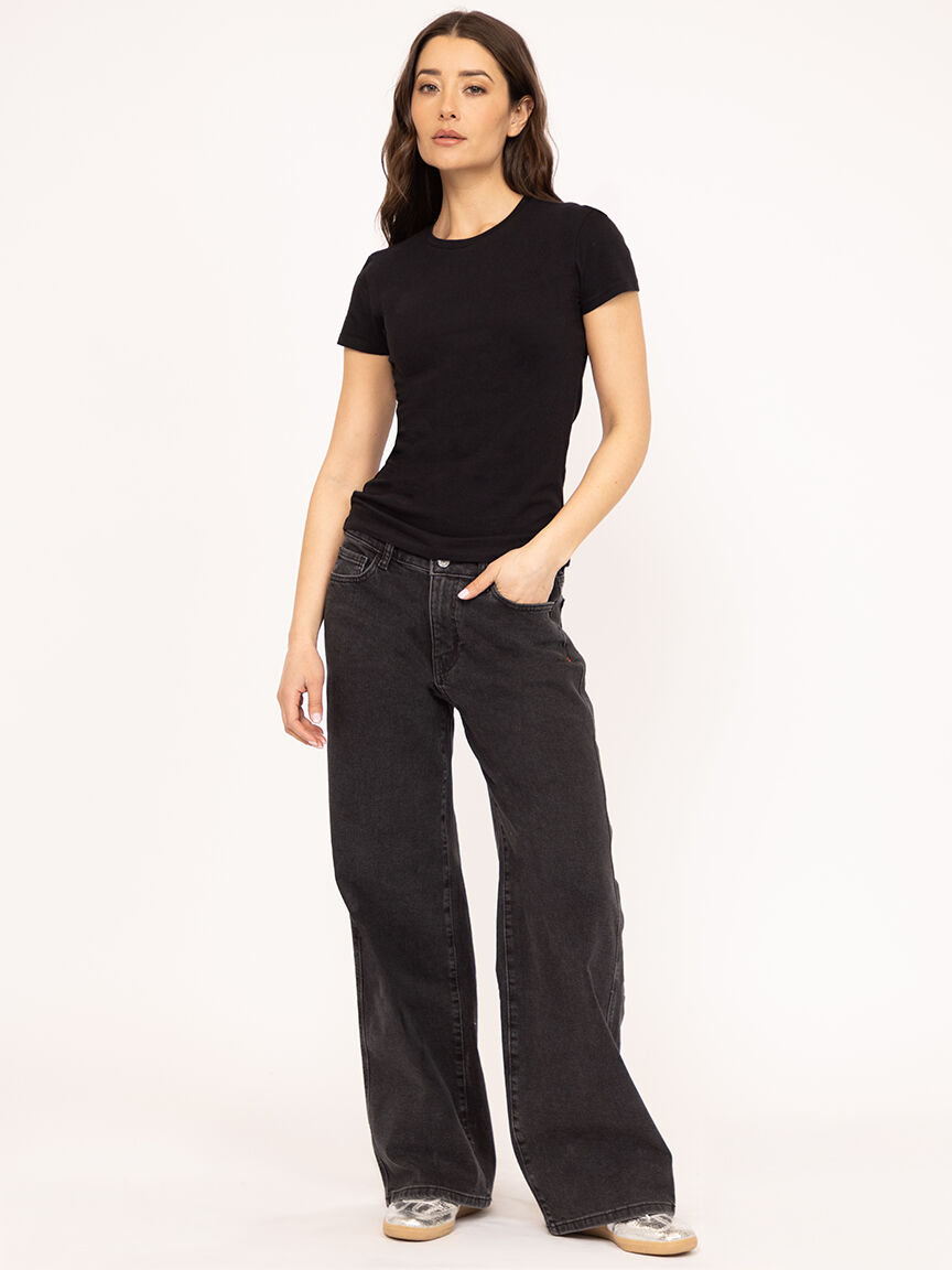 short sleeve tee black Image 2