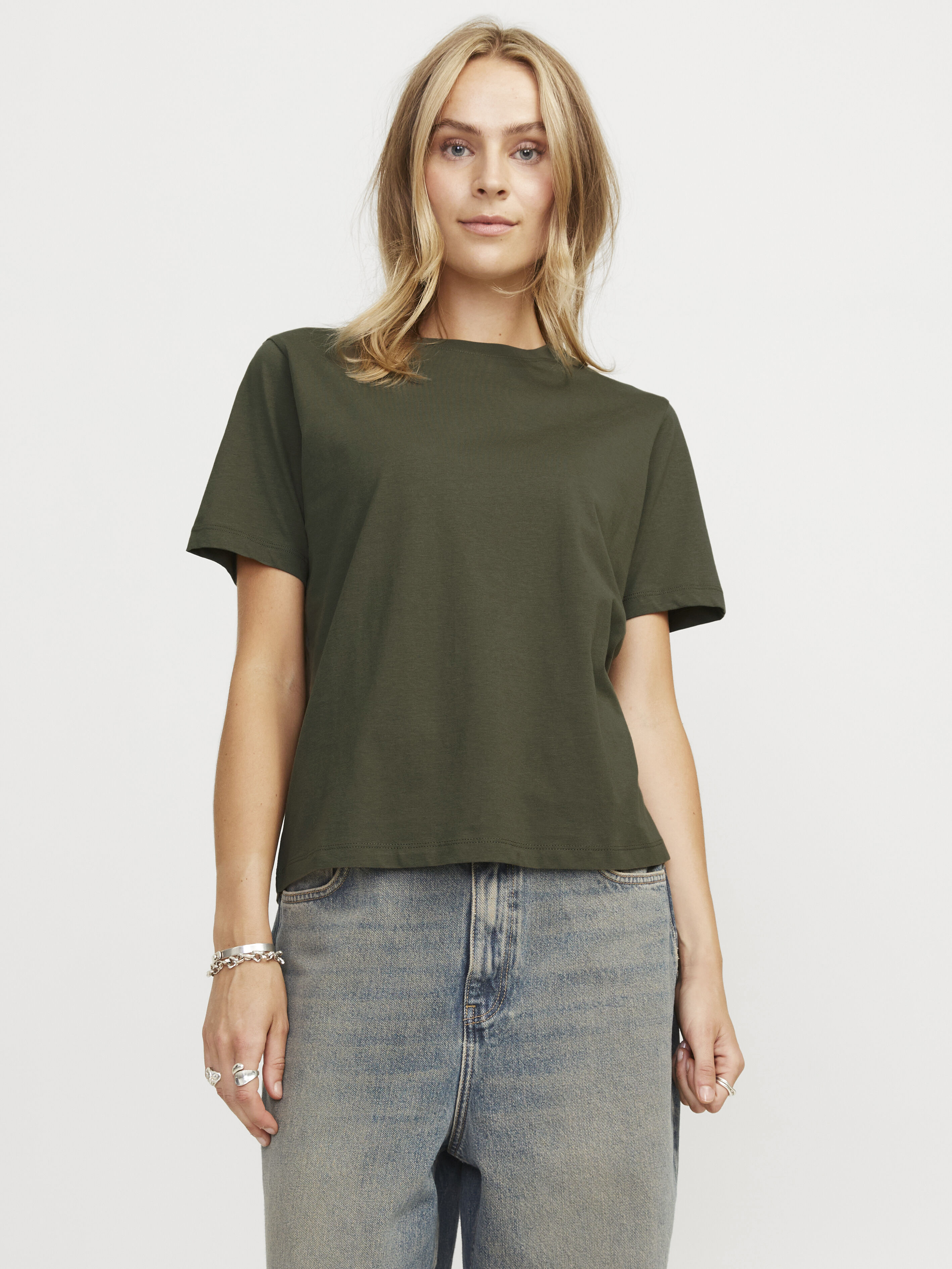 anna crew neck tshirt Image 1