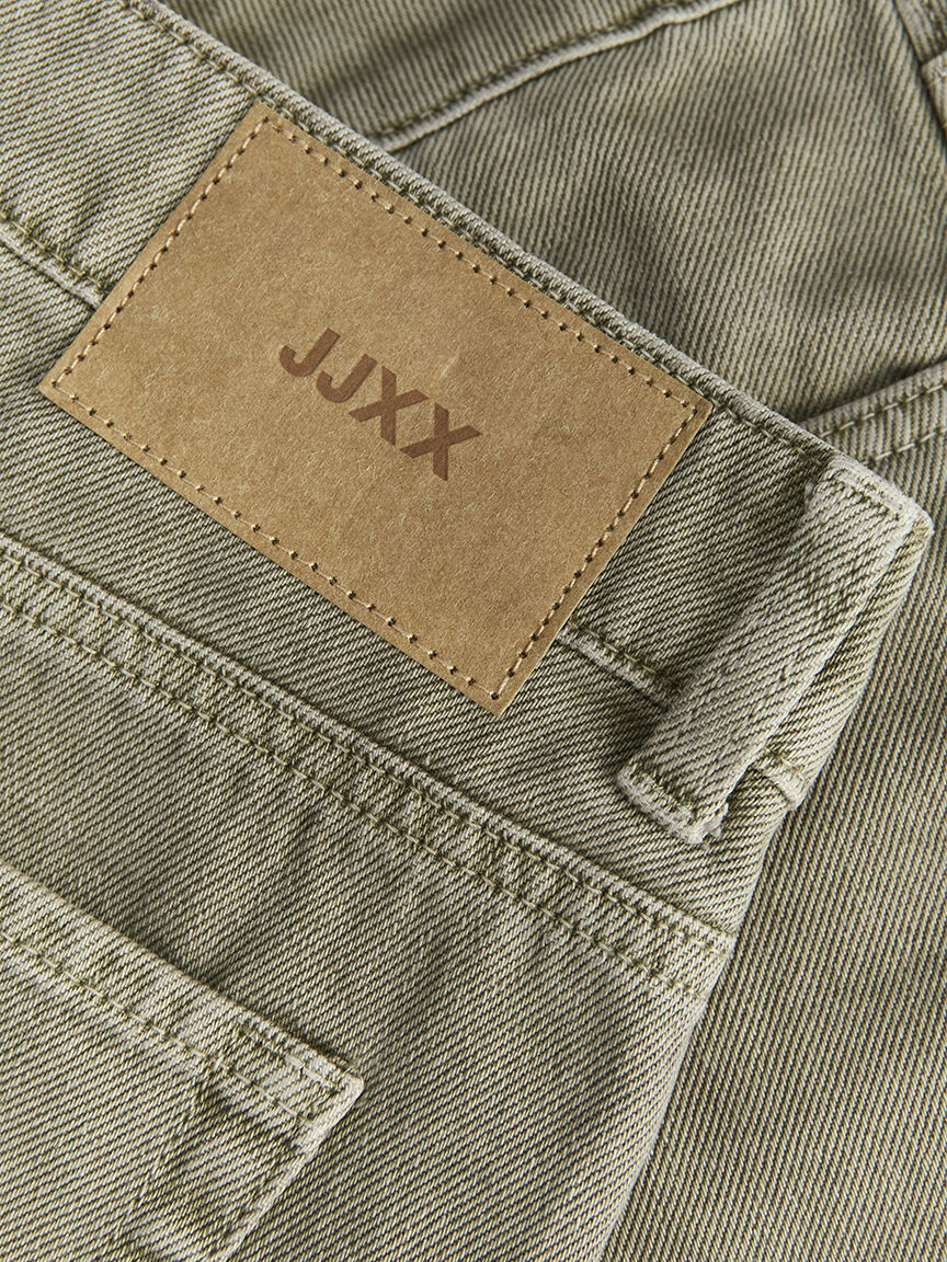 seville washed shorts