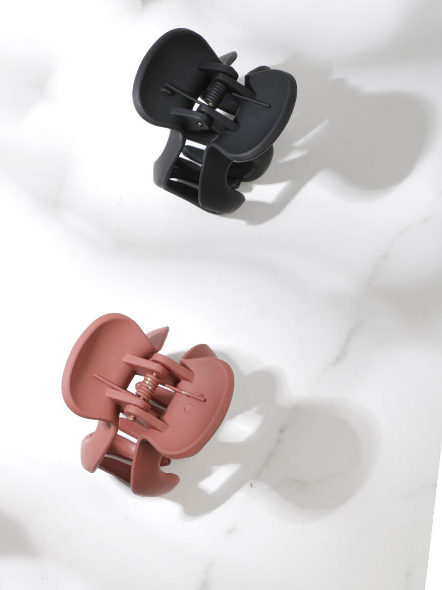 2 pack medium size claw clips Image 3