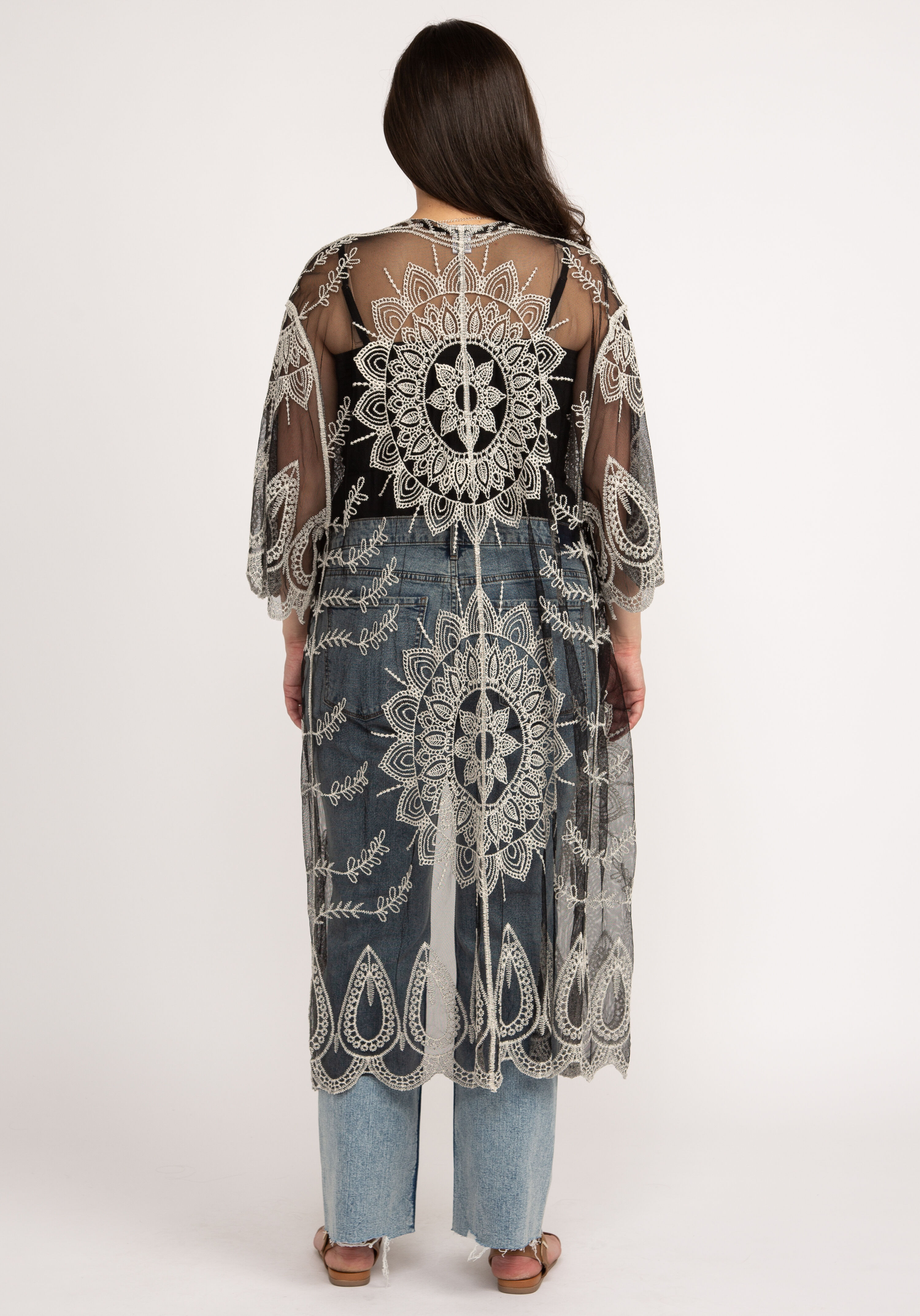 embroidered mesh wrap Image 2