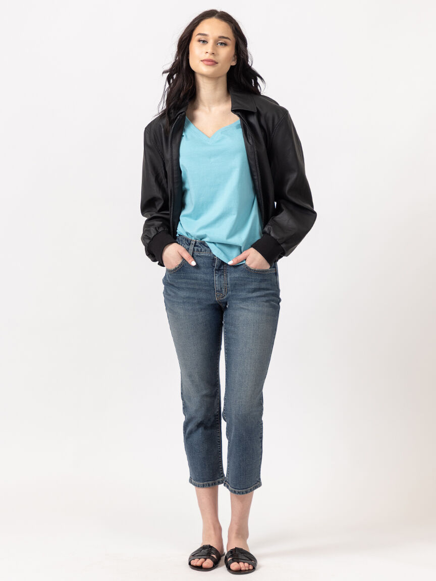 vickie v neck t-shirt Image 5
