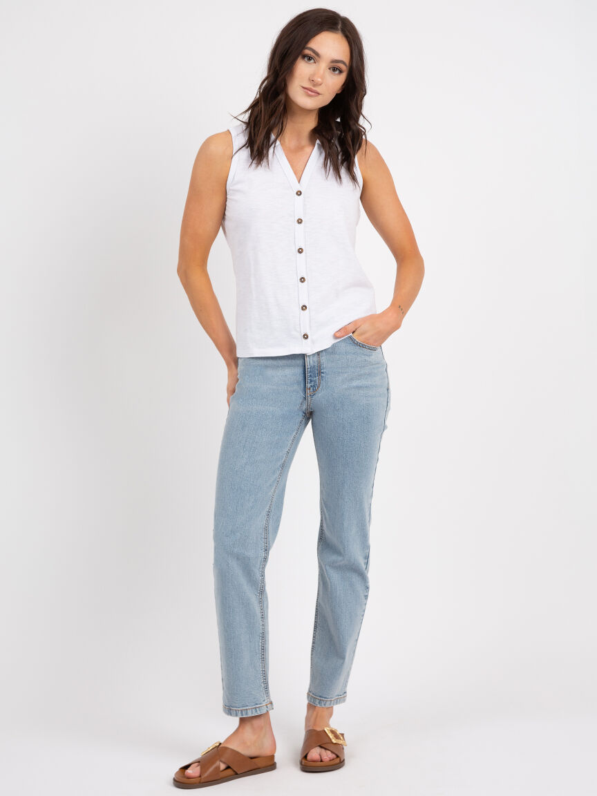 sleeveless button front top Image 2