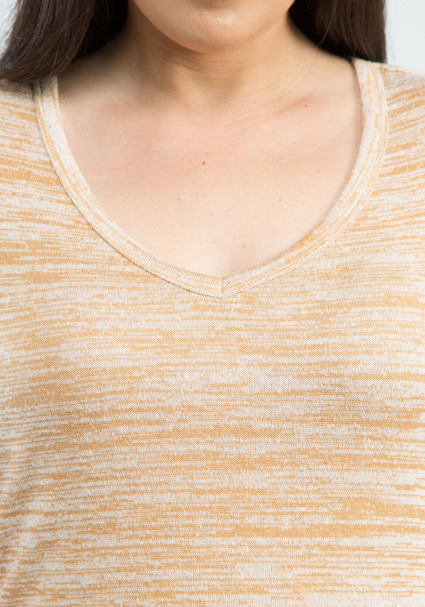 nita hacci v neck short sleeve tee Image 6