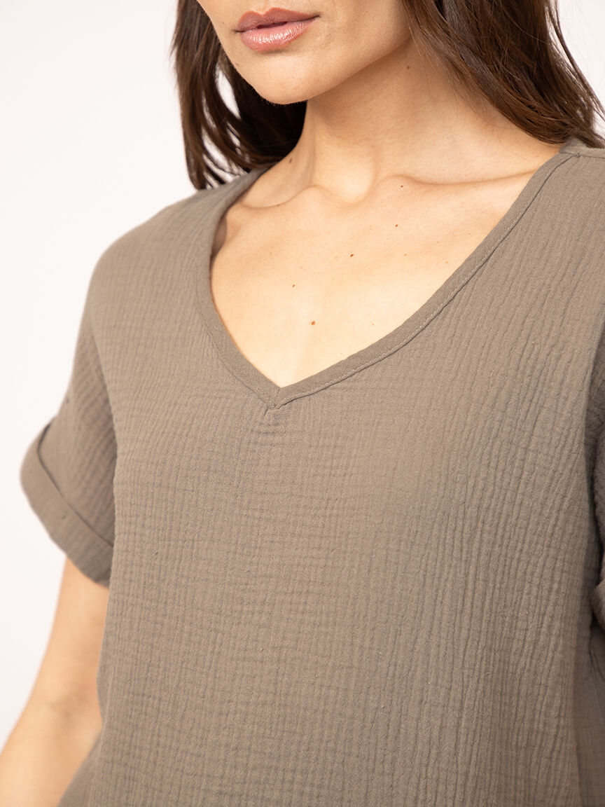 v-neck double gauze top Image 4