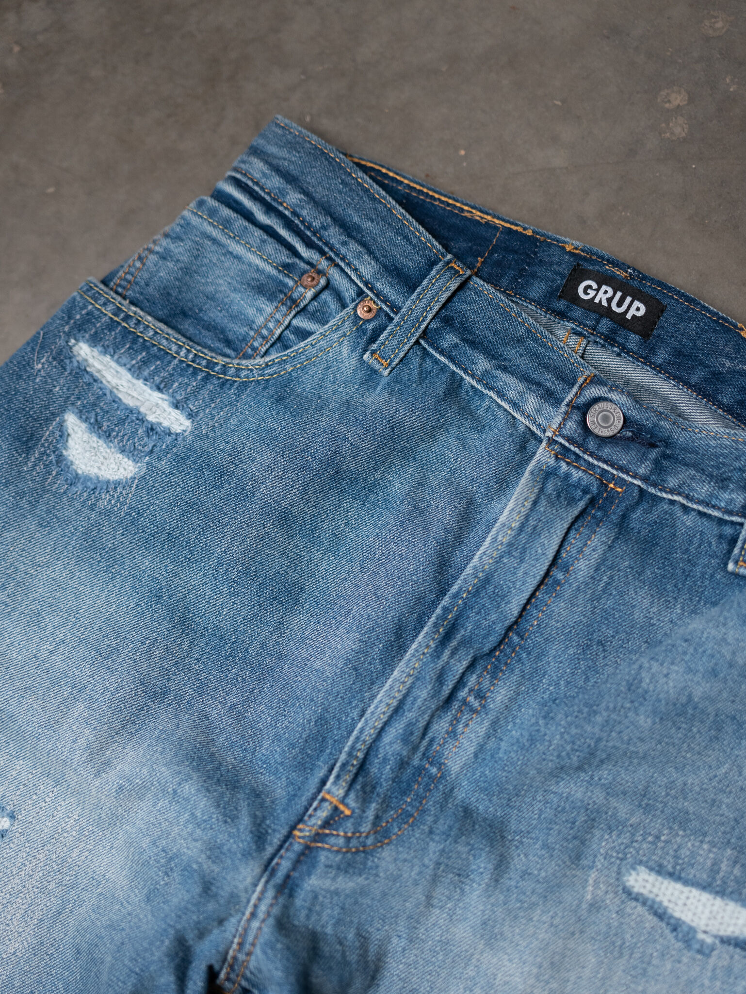 levi's 501 altered wide leg jean Image 5