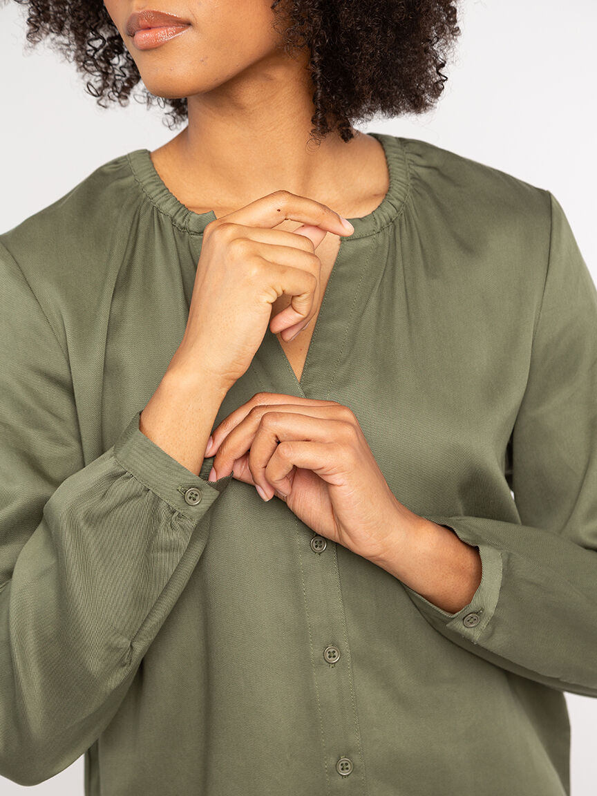 remy vneck shirt Image 5