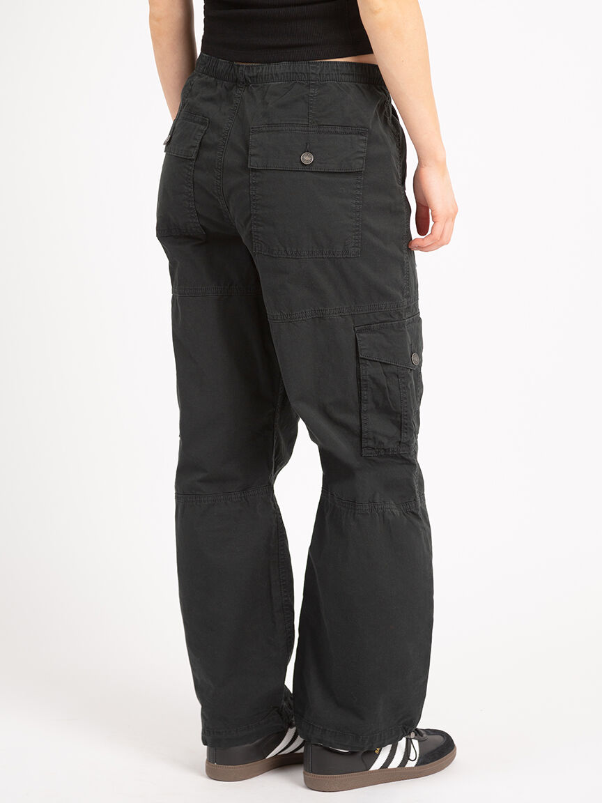 parachute cargo pant Image 3