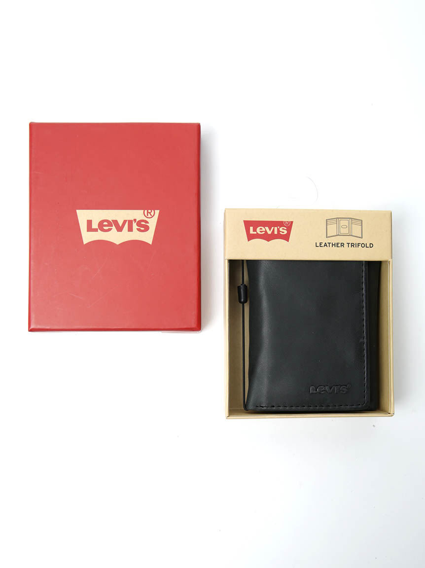 slim trifold wallet