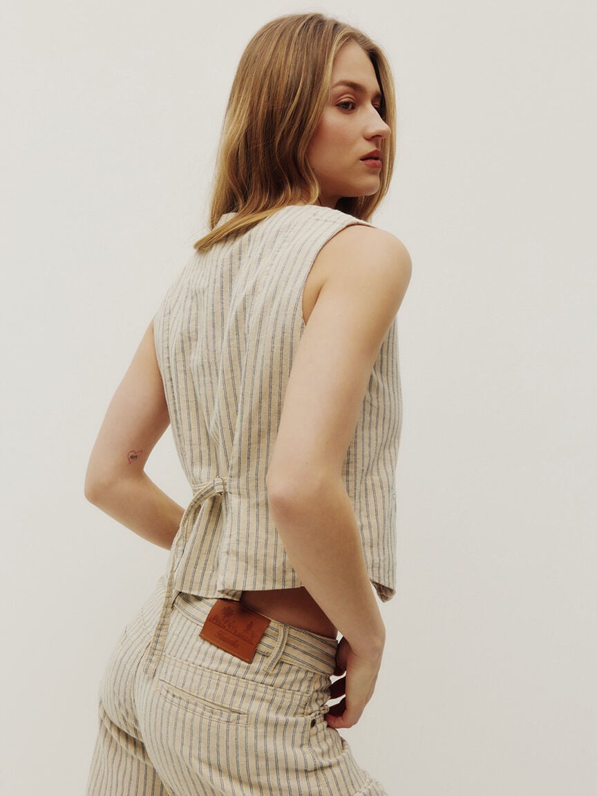 gwen adjustable vest