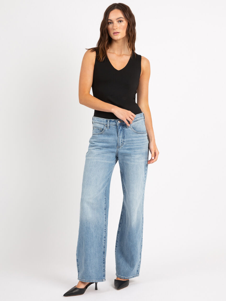 kaye vneck bodysuit Image 3