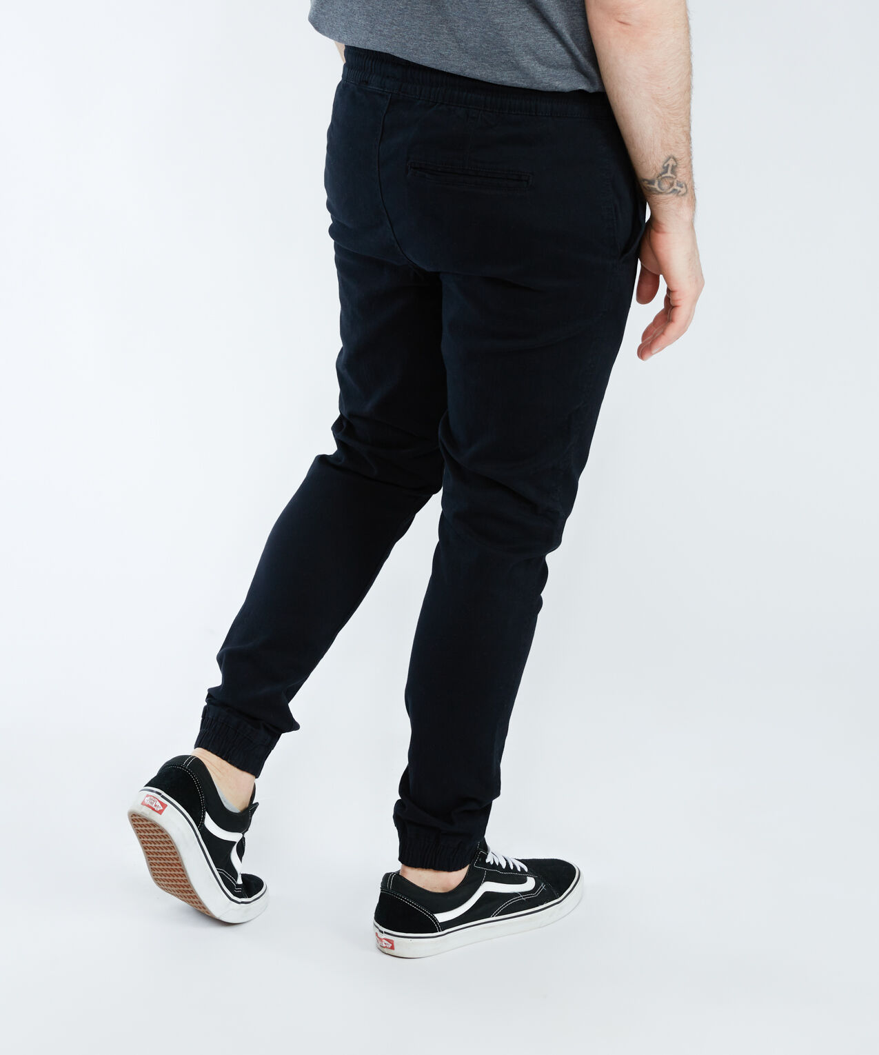 men's basic jogger Image 2