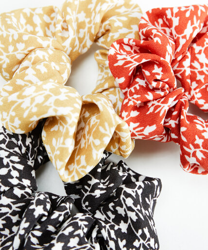 3 pack leafy pattern scrunchies Image 3