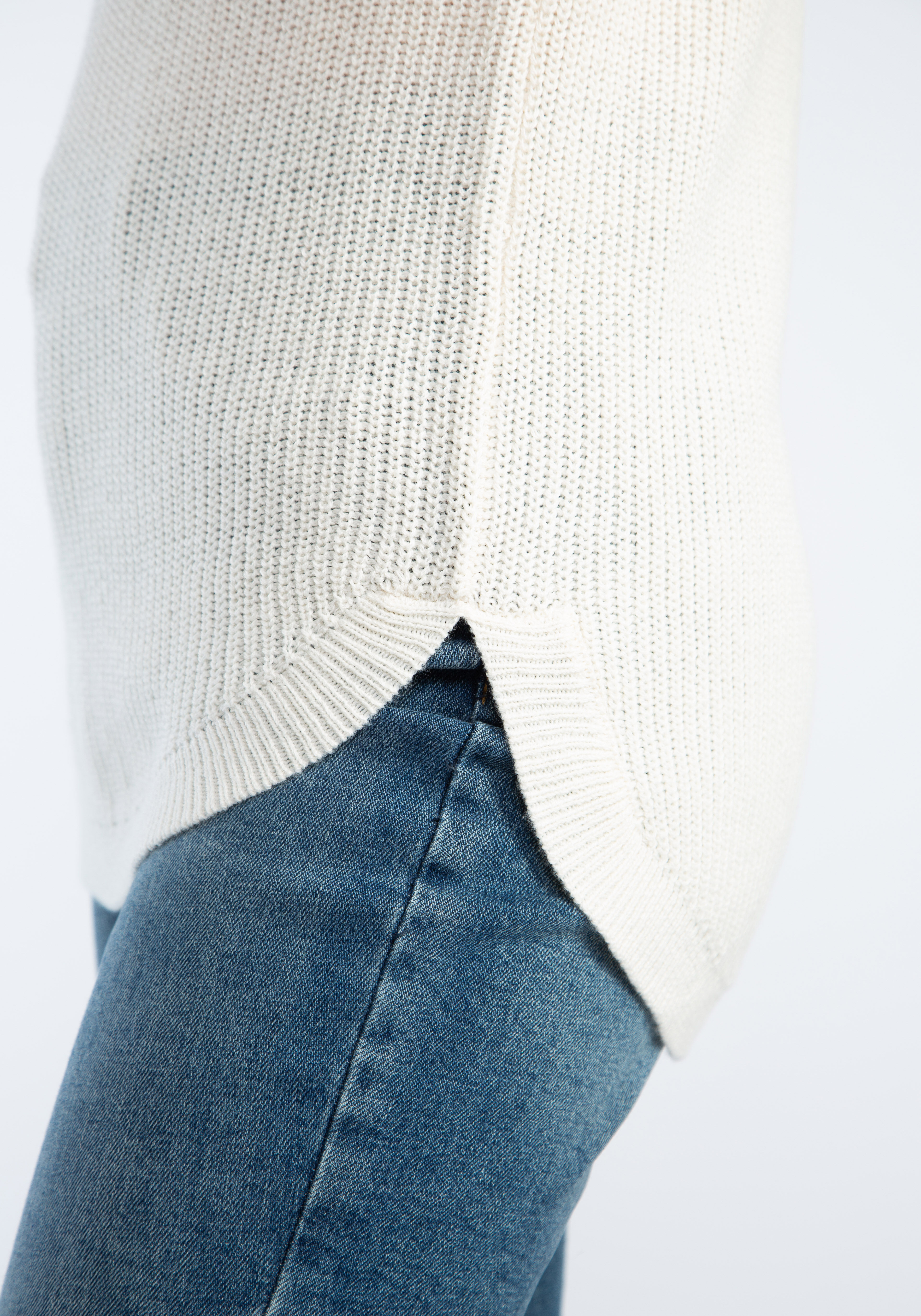 maxine v neck pointelle sleeve popover Image 6