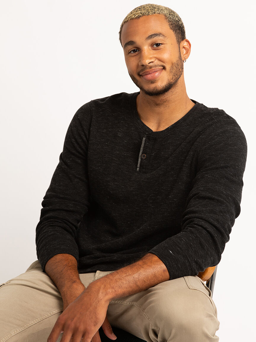 everett waffle textured henley long sleeve Image 4