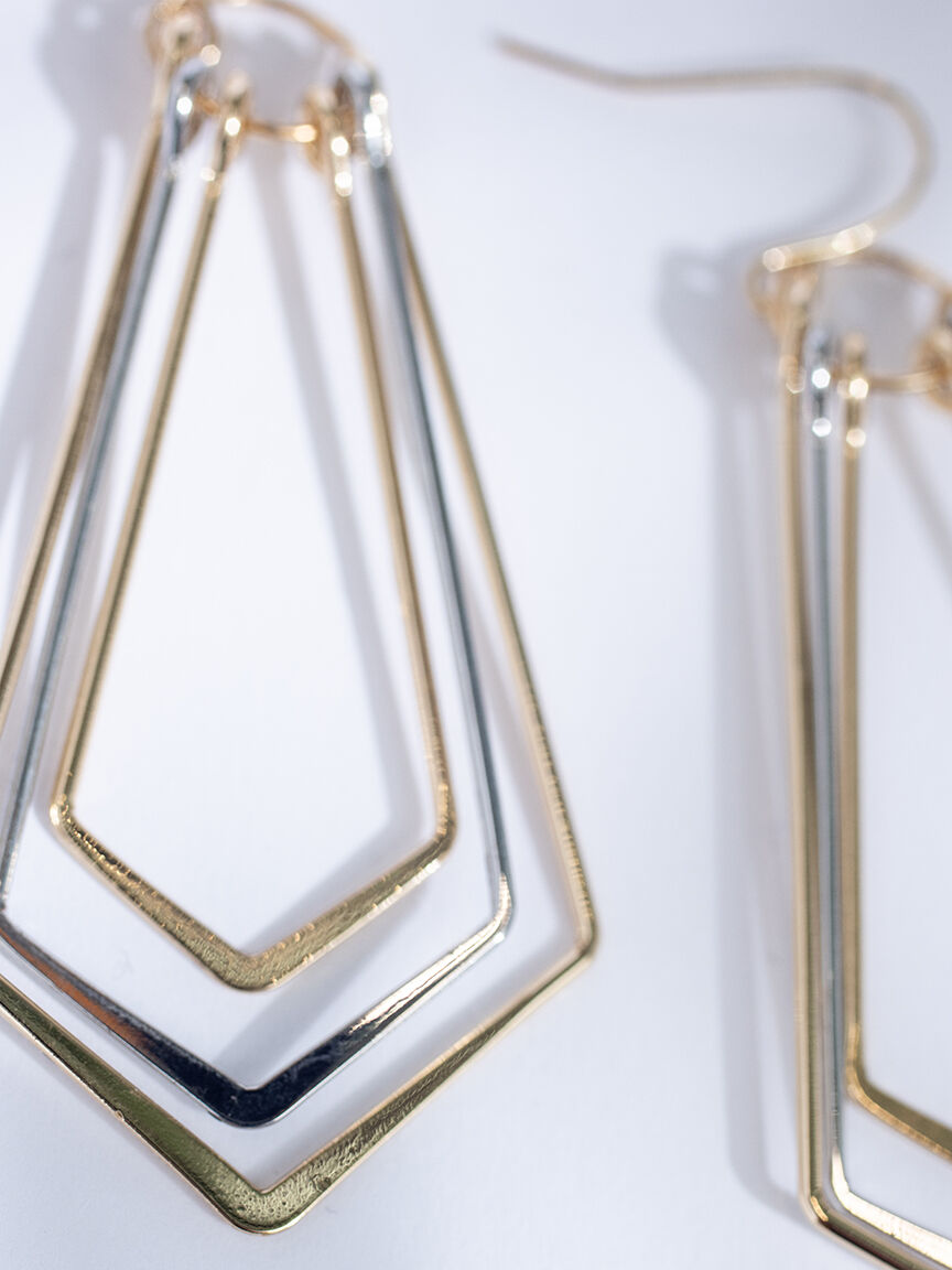 geo shaped earring Image 2