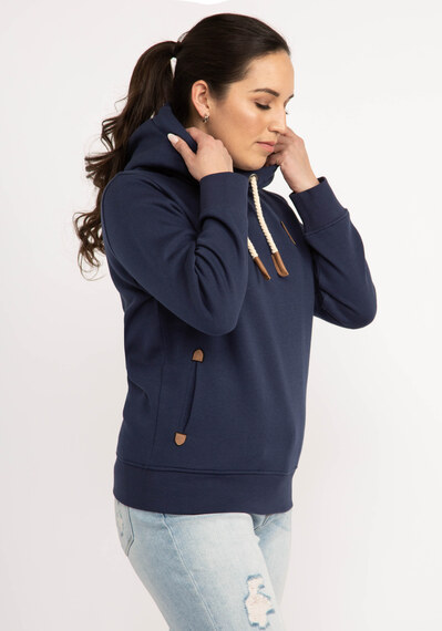 ainsley solid hooded popover Image 2