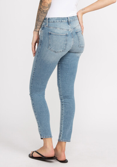 sexy curvy fletcher skinny jeans Image 2