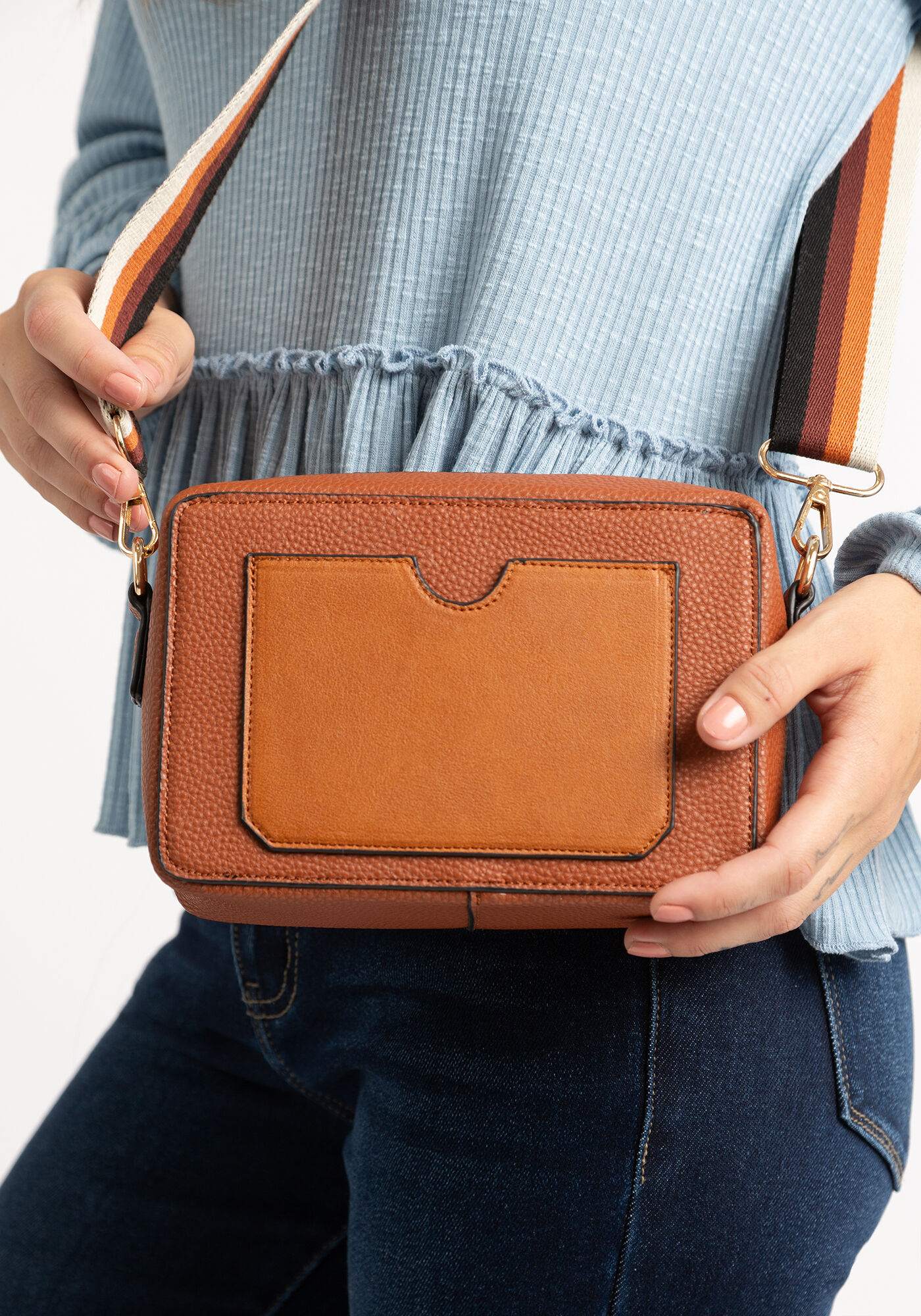 adjustable colourblock strap rectangle bag Image 3