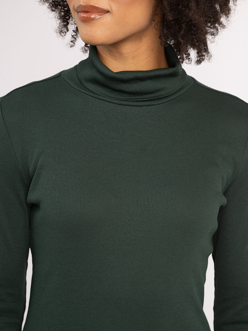 terra turtleneck top Image 4